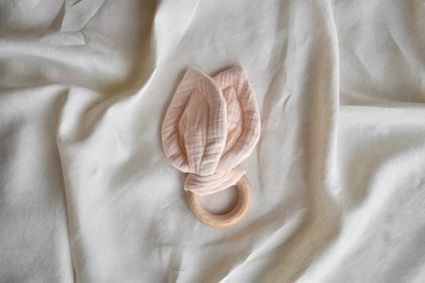 Tied Muslin Teether