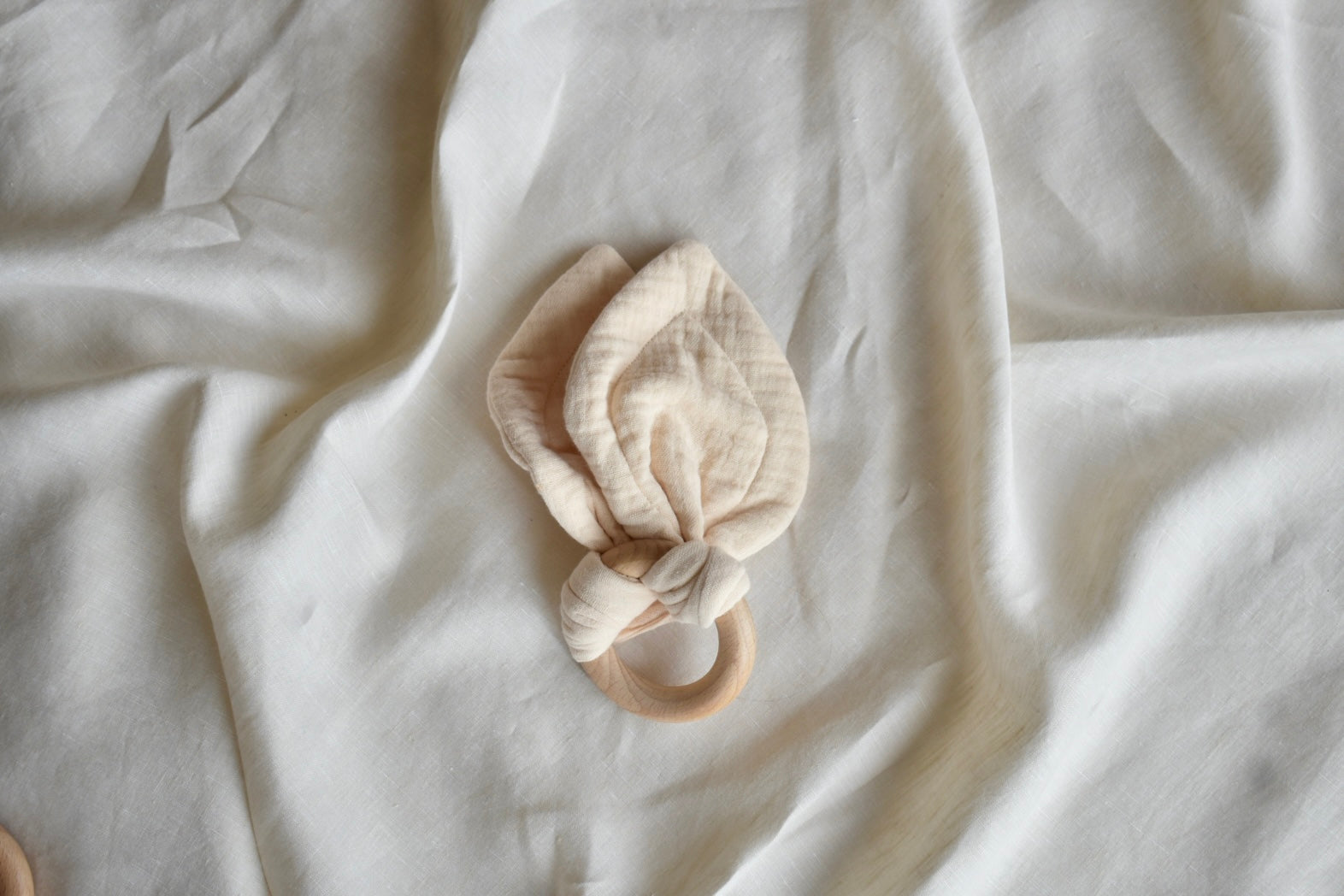 Tied Muslin Teether