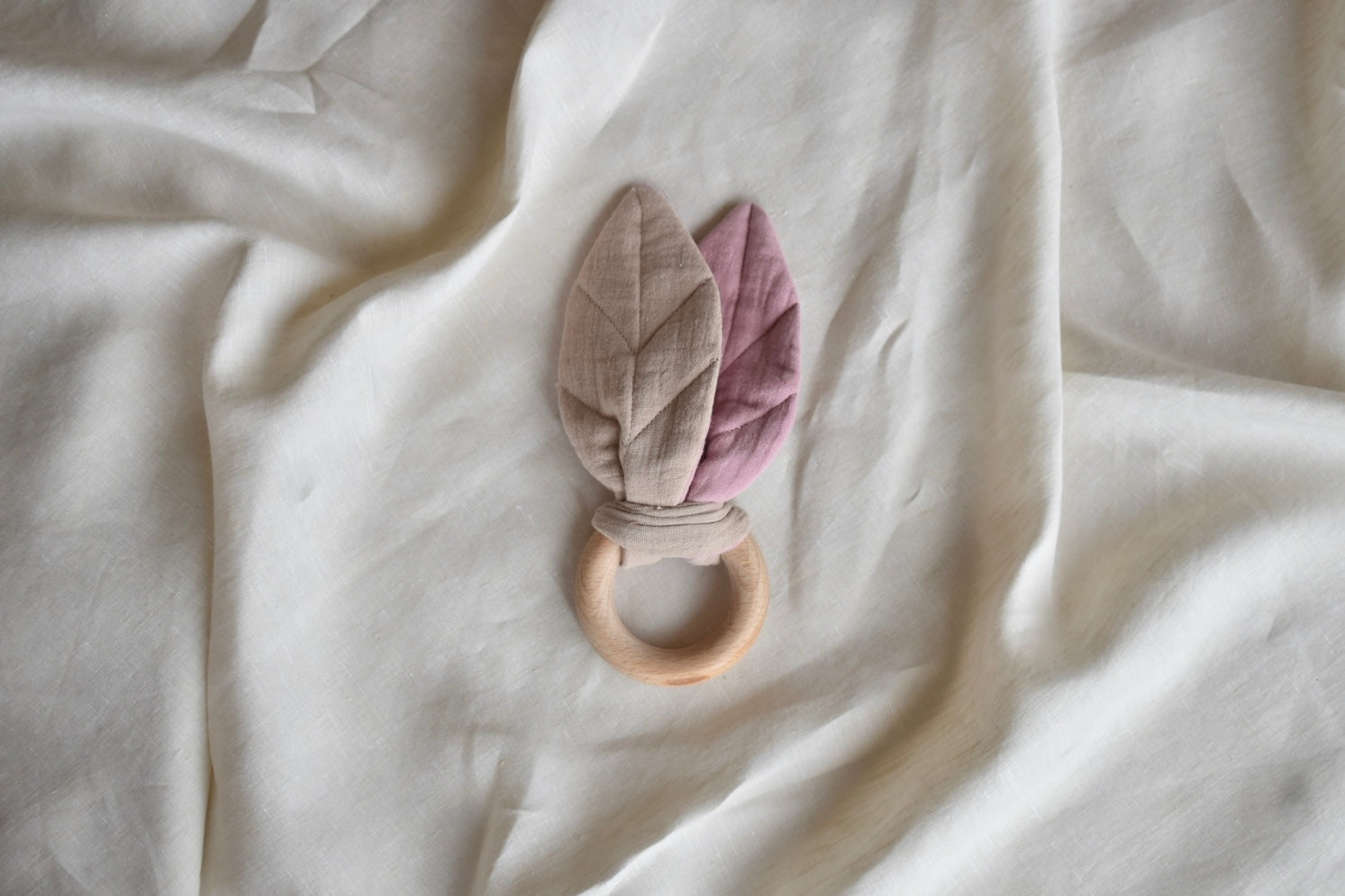 Soft Leaf Muslin Teether