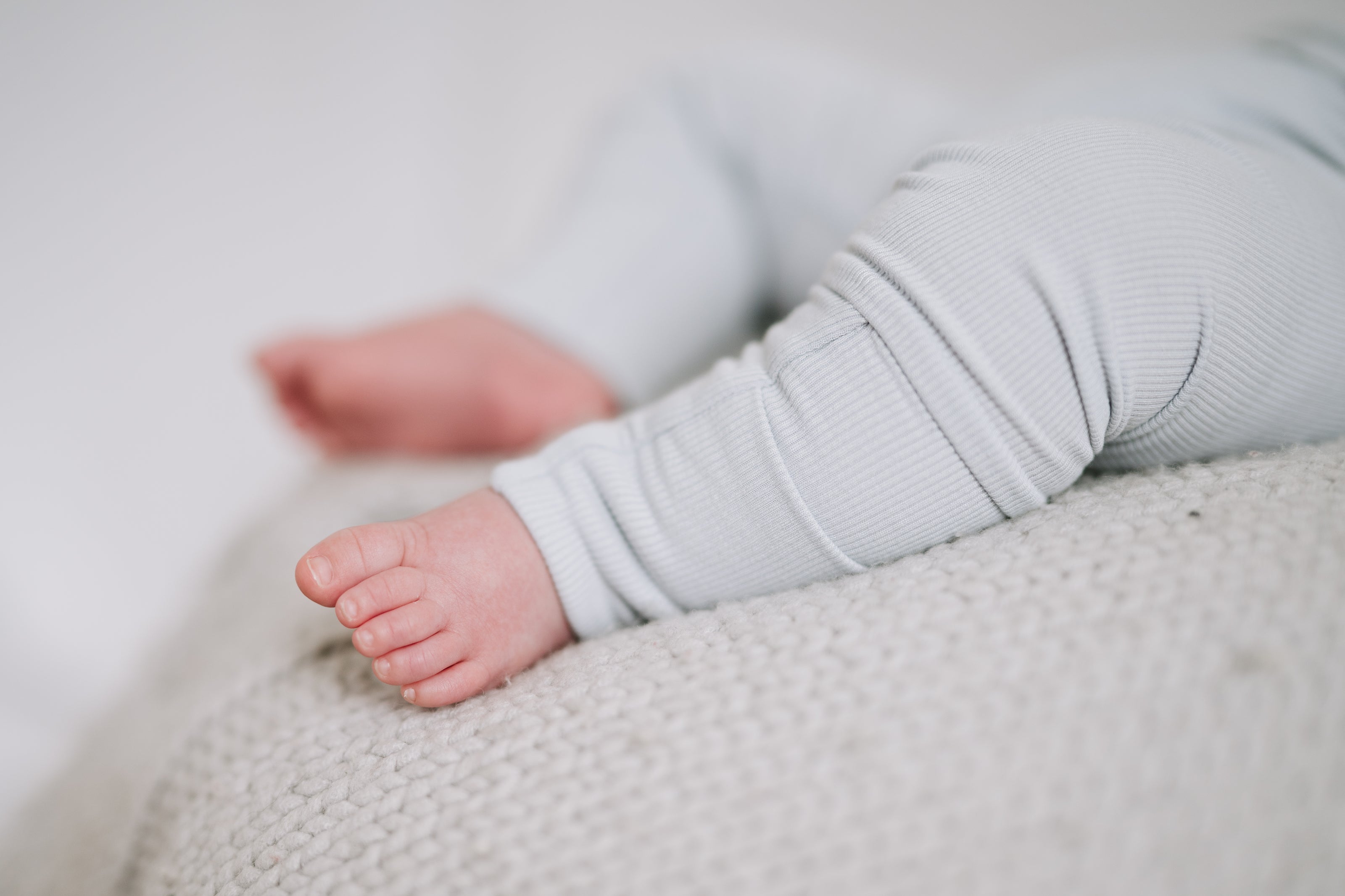 Ribbed Convertible Leggings - Misty Blue